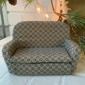 Maileg Foldout Mouse Couch! Like new!